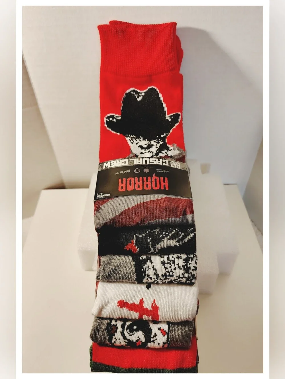 Novelty Horror Crew Socks ☠️ FREDDY & JASON ☠️ 6-Pair  Fits Shoe Size 8-12 *NIP*